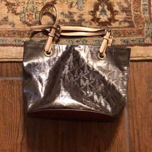 MK purse! Never used! PERFECT CONDITION!!